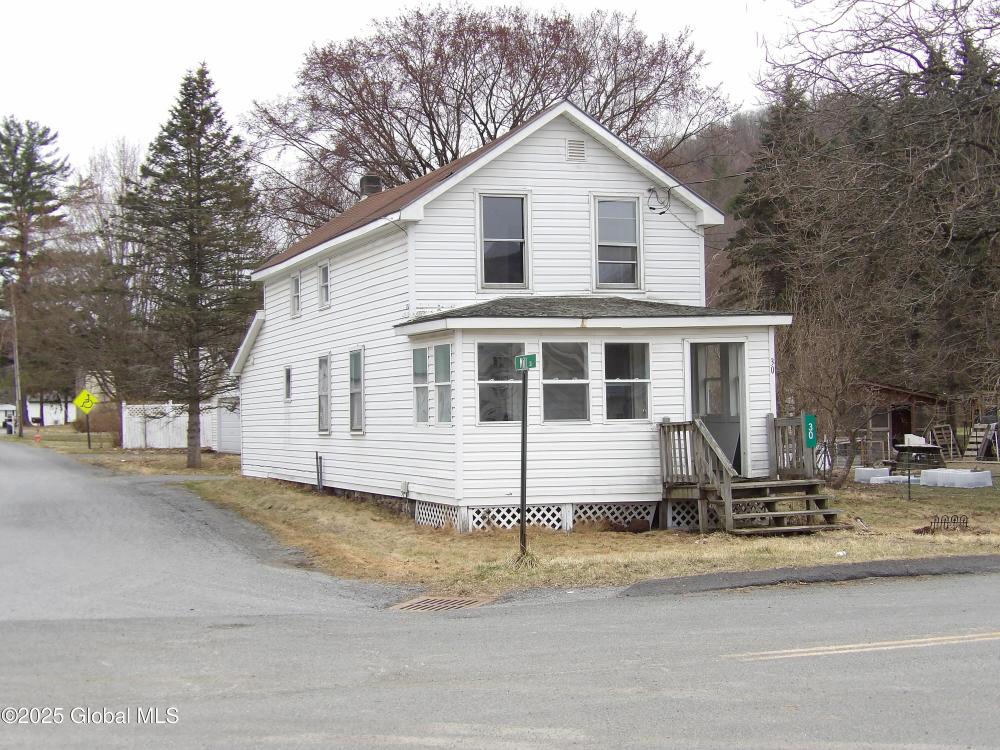 Currently Displayed Property Photo